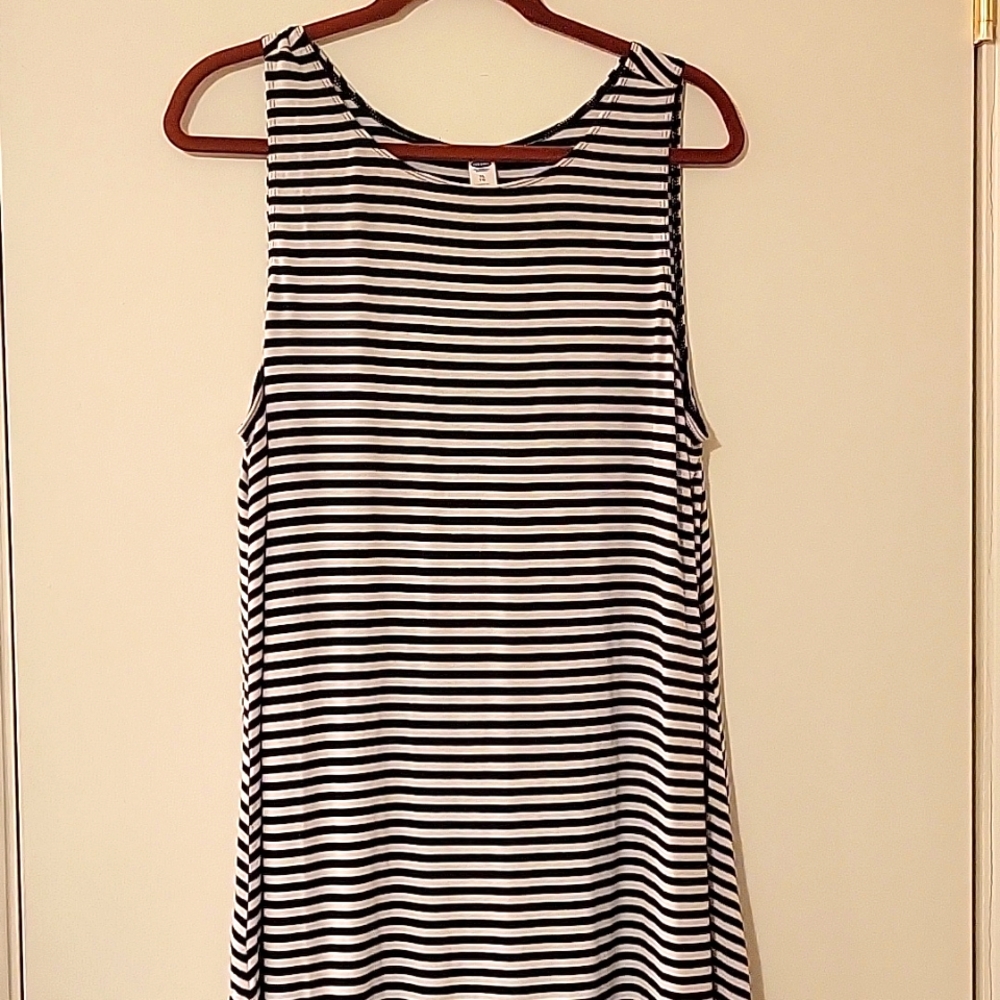 Old Navy midi dress